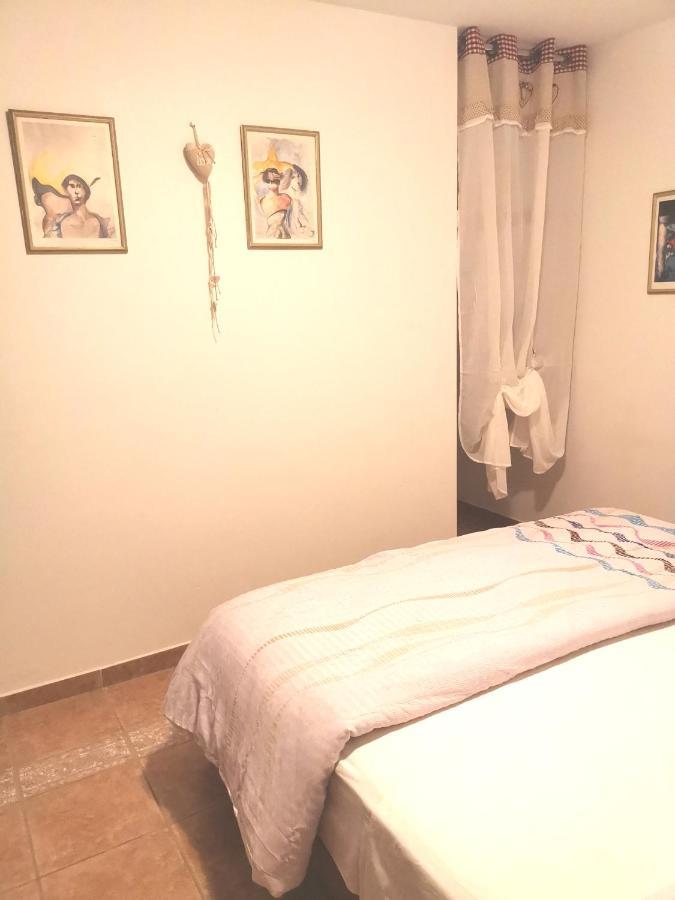 Apartment Giulio - 10Mt To The Beach 로비니 외부 사진