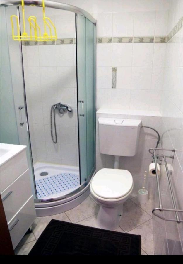Apartment Giulio - 10Mt To The Beach 로비니 외부 사진